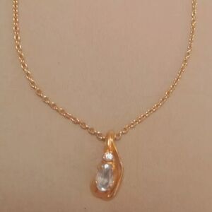 Vintage Goldtone Crystal And Faux Blue Topaz Necklace. 18"